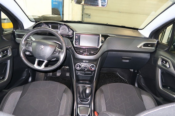 Peugeot 2008 16 of 17