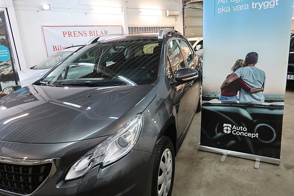 Peugeot 2008 3 of 5
