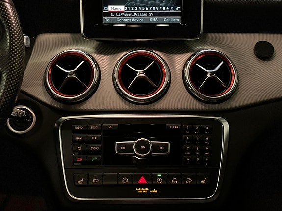 Mercedes-Benz GLA220 23 of 27