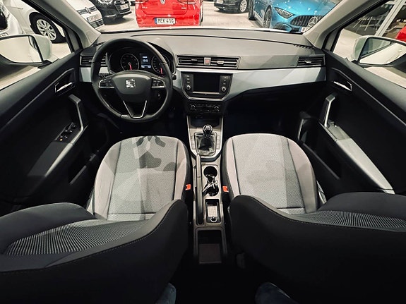 Seat Arona 11 of 14