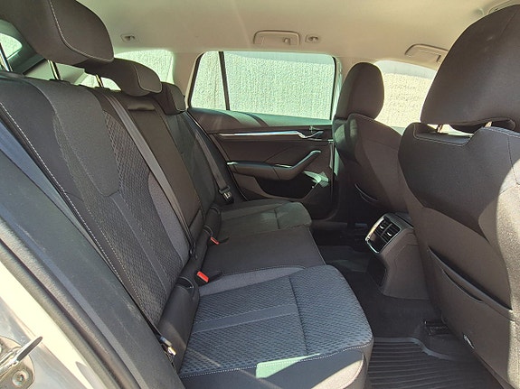Skoda Octavia 7 of 11