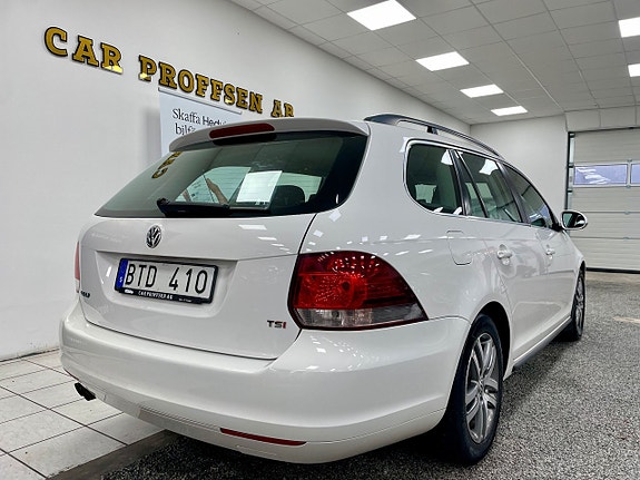 Volkswagen Golf VI 6 of 19