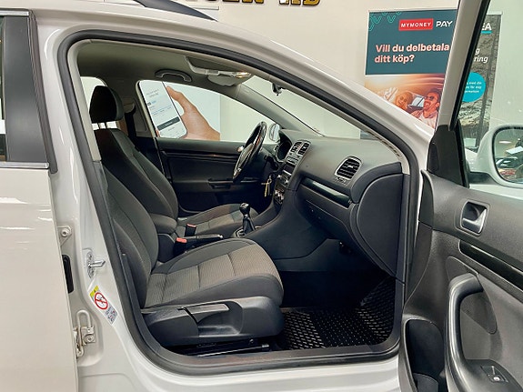 Volkswagen Golf VI 12 of 19