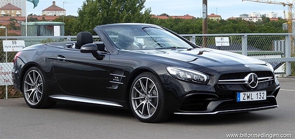 Mercedes-Benz SL63 2 of 5