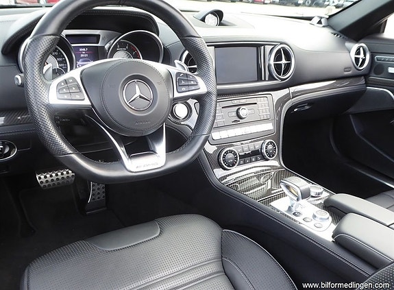 Mercedes-Benz SL63 9 of 20
