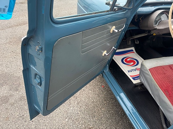 Ford Prefect 15 of 27