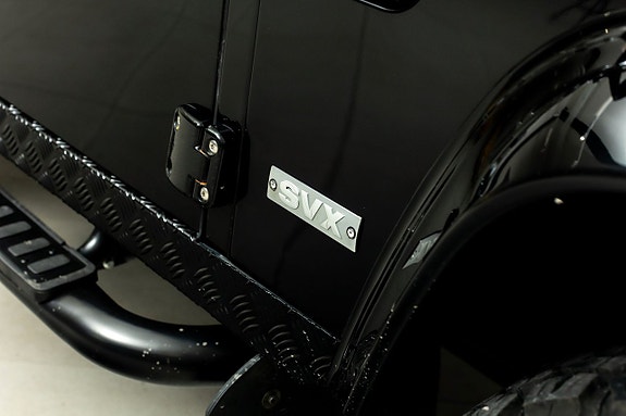 Land Rover Defender 90 6 of 28