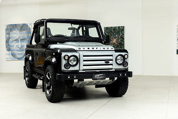 Land Rover Defender 90 4 of 28