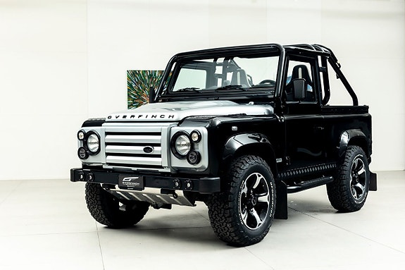 Land Rover Defender 90 8 of 28