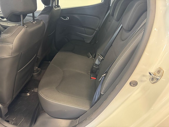 Renault Clio 6 of 7
