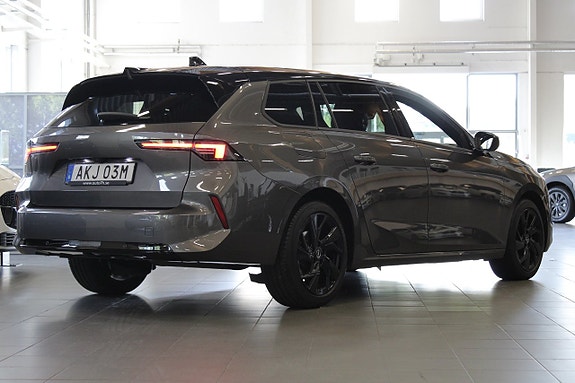 Opel Astra 3 of 15
