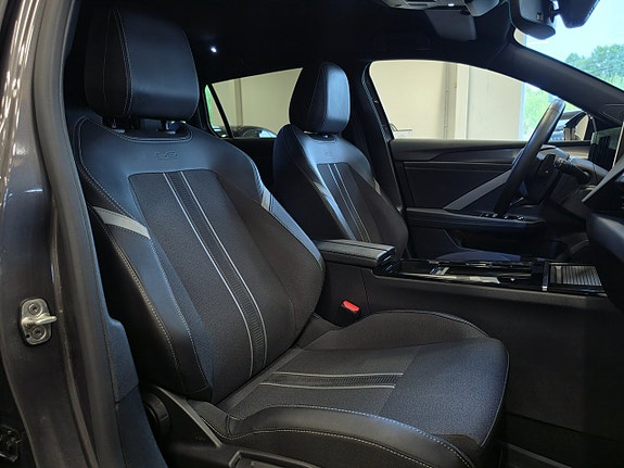 Opel Astra 10 of 16