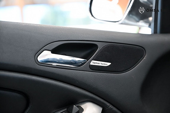 BMW 330Ci 12 of 19