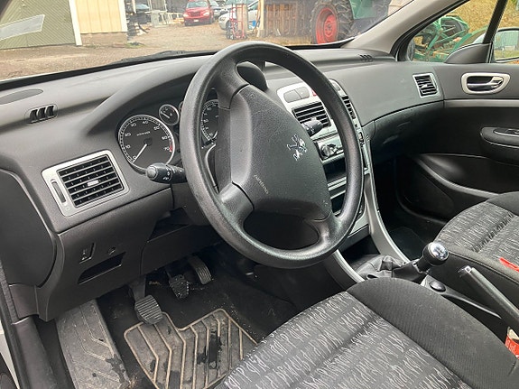 Peugeot 307 5 of 5