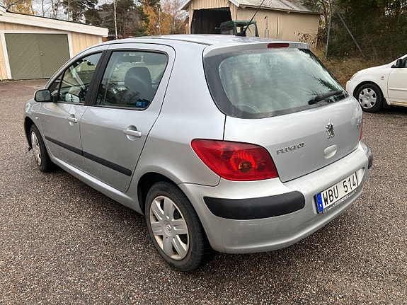 Peugeot 307 3 of 5