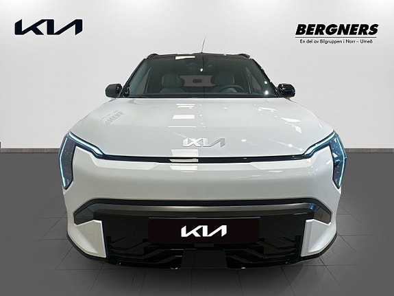 Kia EV3 2 of 18