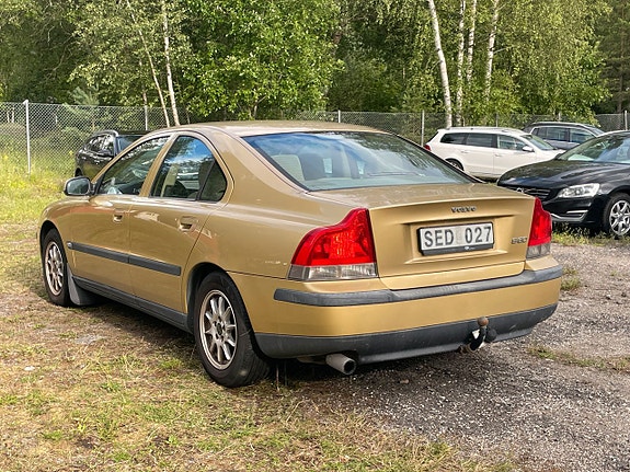 Volvo S60 5 of 5