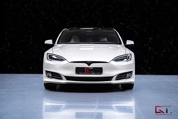 Tesla Model S 3 of 22