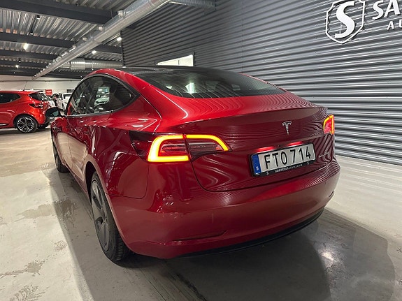 Tesla Model 3 6 of 22