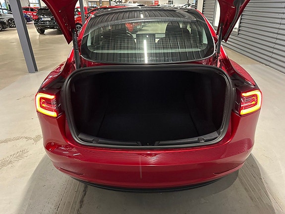 Tesla Model 3 21 of 22