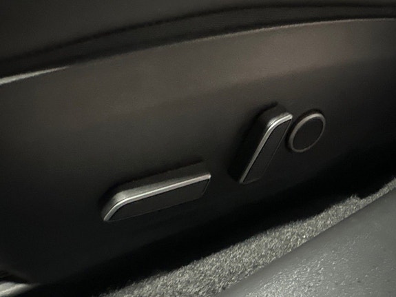 Tesla Model 3 18 of 22