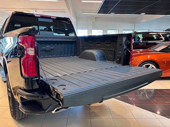 Chevrolet Silverado 1500 17 of 25