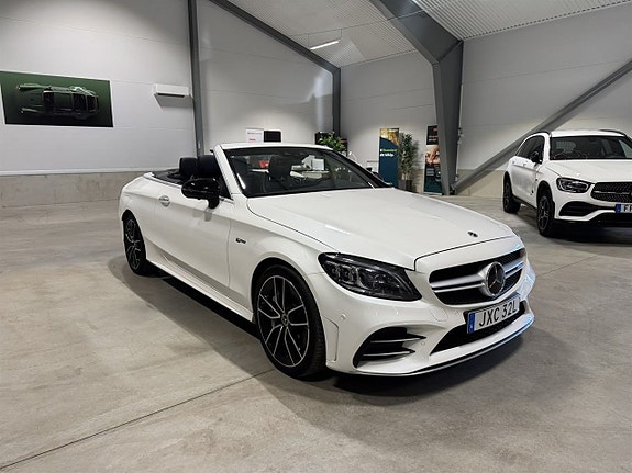 Mercedes-Benz C43 2 of 5