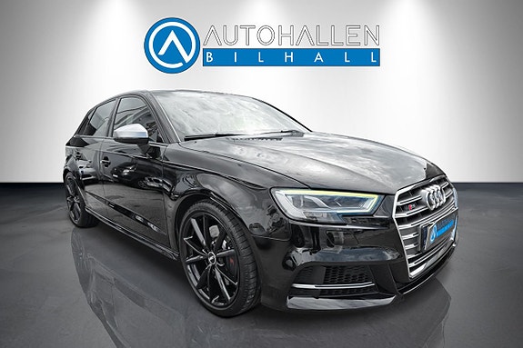 Audi S3 3 of 5