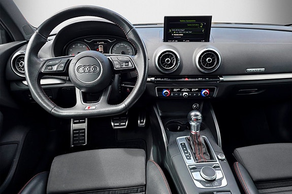 Audi S3 5 of 5