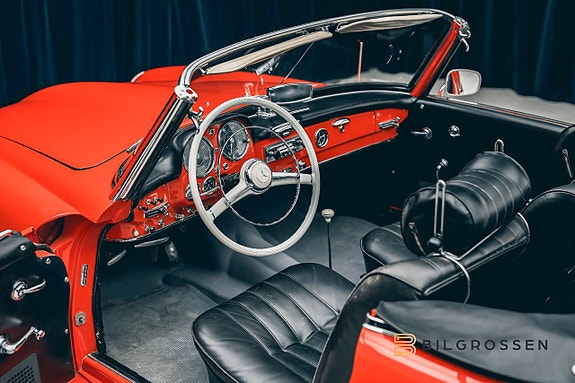 Mercedes-Benz 190 SL 13 of 20