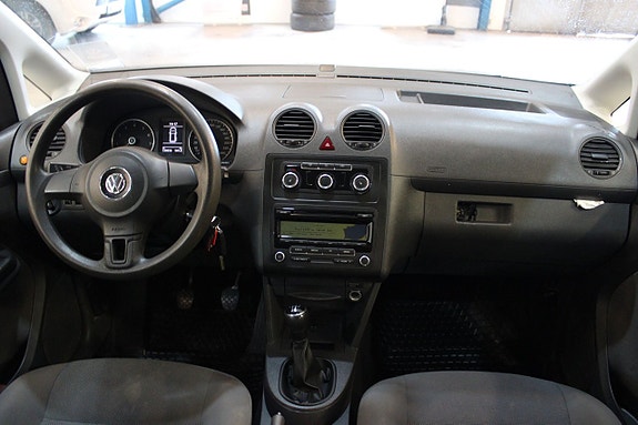 Volkswagen Caddy Maxi 10 of 10