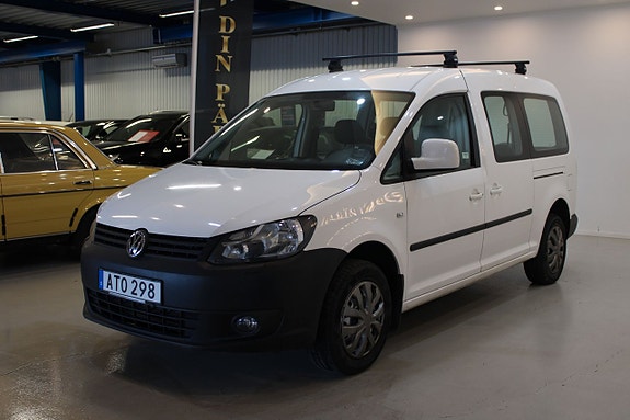 Volkswagen Caddy Maxi 3 of 5