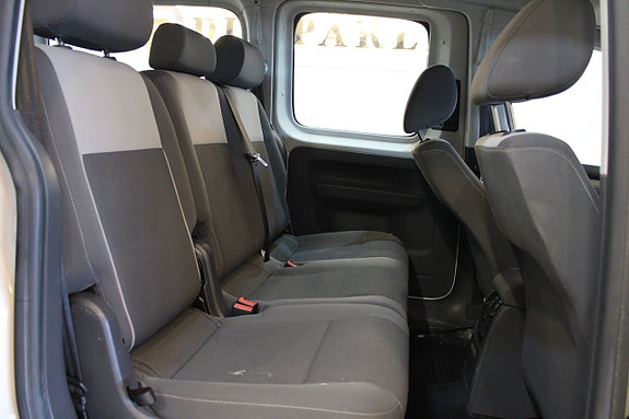 Volkswagen Caddy Maxi 9 of 10