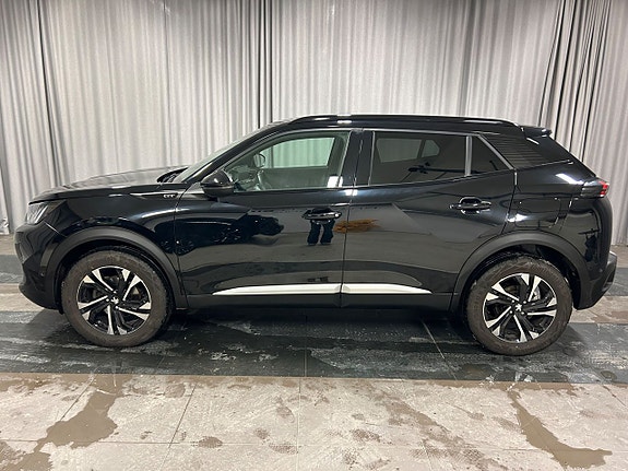 Peugeot 2008 2 of 5