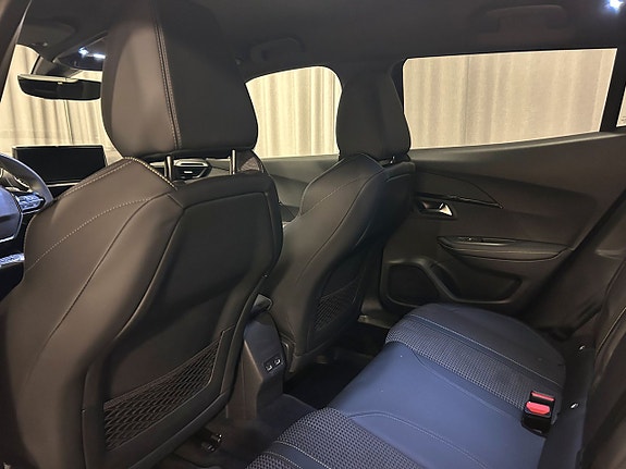 Peugeot 2008 6 of 14
