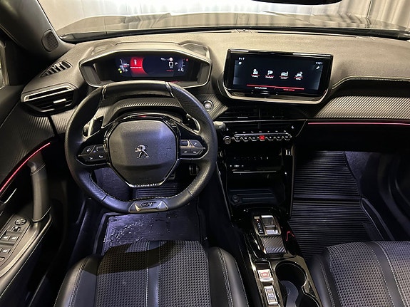 Peugeot 2008 8 of 14