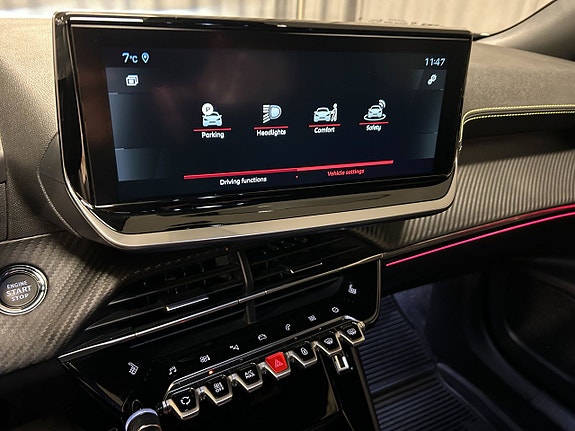 Peugeot 2008 11 of 14