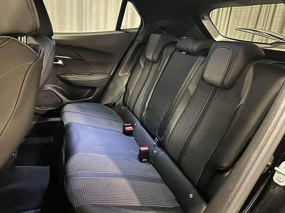 Peugeot 2008 5 of 5