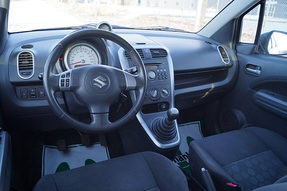 Suzuki Splash 6 of 10