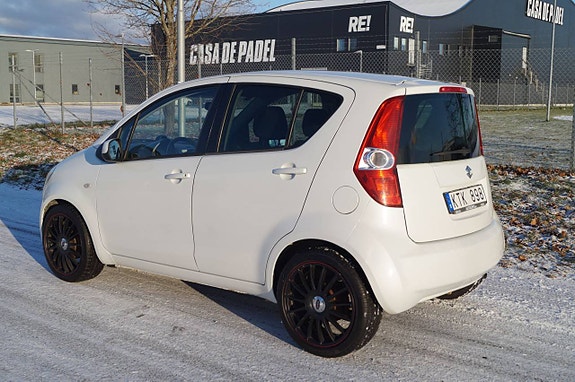 Suzuki Splash 2 of 10