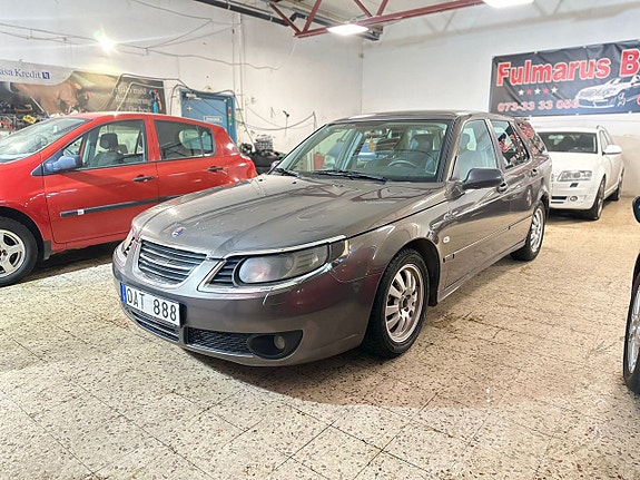 Saab 9-5 3 of 5