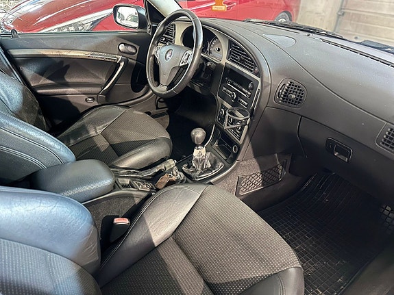 Saab 9-5 8 of 13