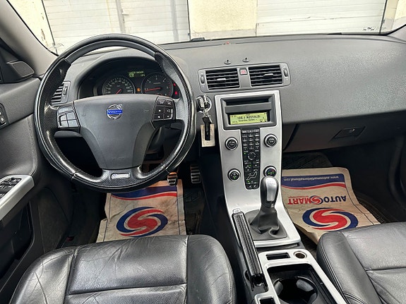 Volvo V50 9 of 13