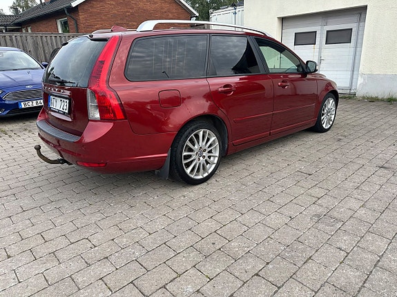 Volvo V50 6 of 13