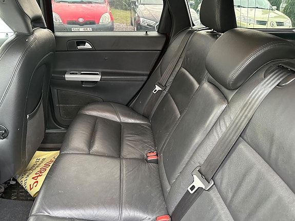 Volvo V50 10 of 13