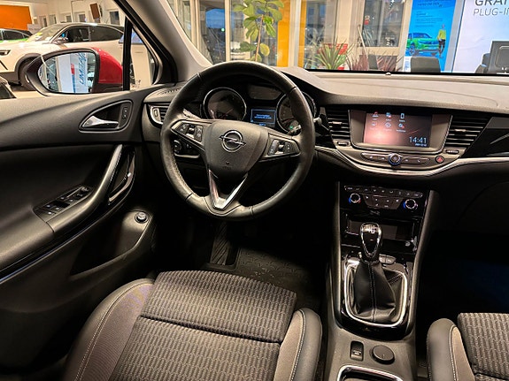 Opel Astra 5 of 5