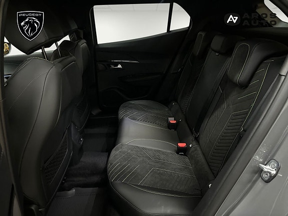 Peugeot 2008 12 of 13