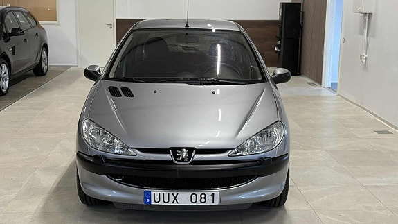 Peugeot 206 3 of 5