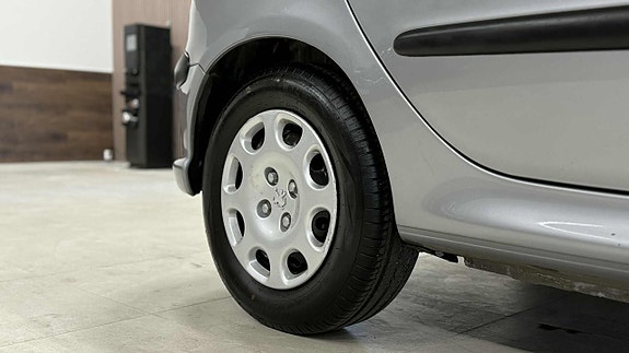 Peugeot 206 11 of 22