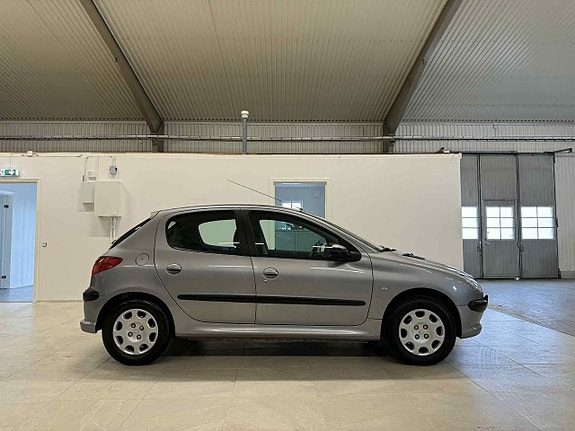 Peugeot 206 6 of 22